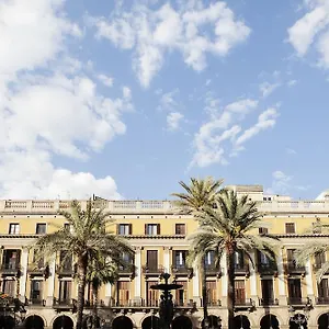 https://las-ramblas-pasaje-bacardi-apartments.catalonia-hotels.com